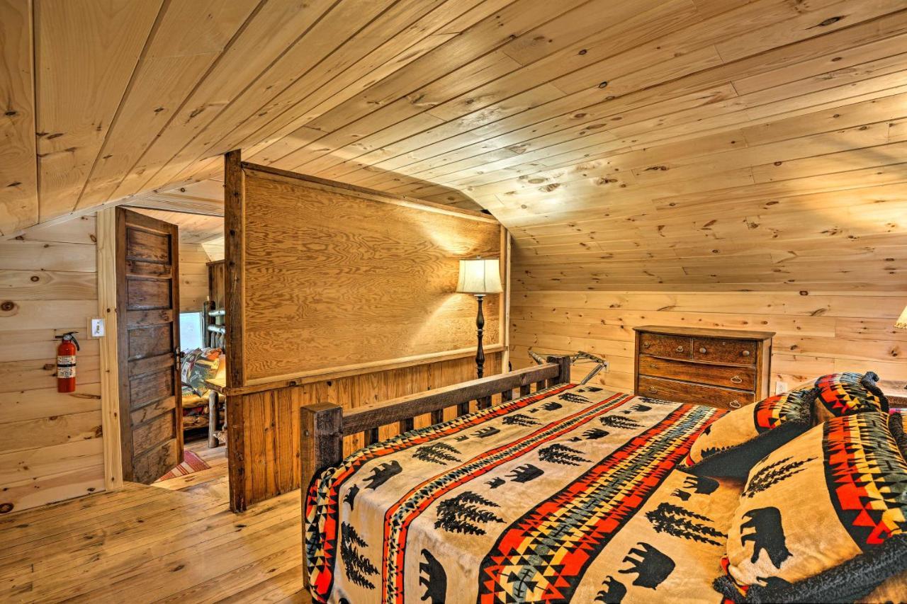 Adirondacks Cabin With Fire Pit On Otter Lake! Forestport 외부 사진
